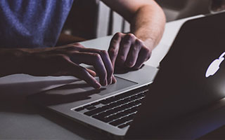 爱游戏体育官方网站-《最受关注的年度电竞人物盘点：行业影响力领袖》，电竞行业领军人物